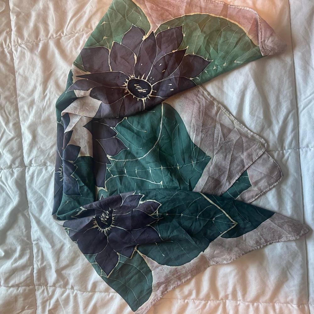 Floral Patterned Scarf - image 3